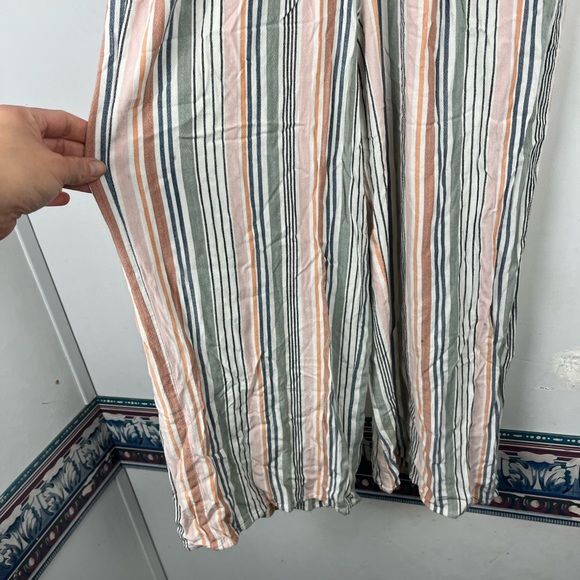 Saltwater Luxe Womens Striped Jumpsuit Sleeveless Wide Leg Pockets Size Medium - Picture 6 of 12